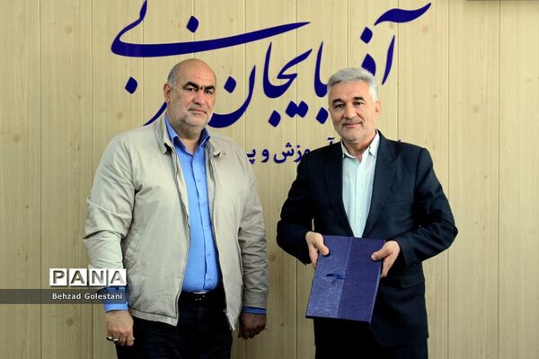 دیدار نمایندگان مجلس دانش‌آموزی با مدیرکل آموزش و پرورش آذربایجان غربی