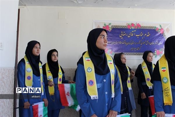 نشست یک روزه مسئولان و مدرسان سازمان دانش‌آموزی