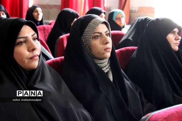 آیین تکریم و معارفه امام جمعه بخش گلستان شهرستان بهارستان