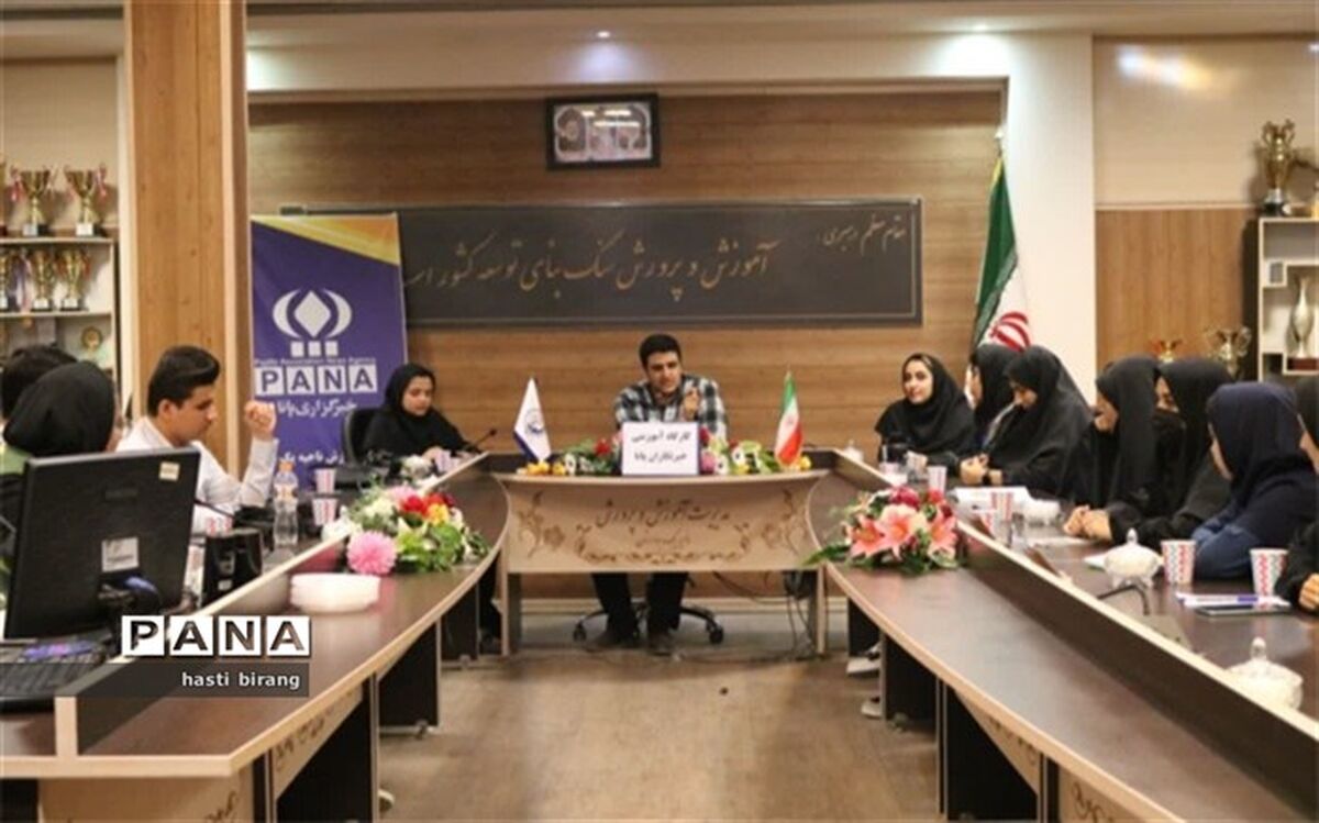 محور اصلی خبرنگاری، تولید خبر صحیح و بدون نقص است