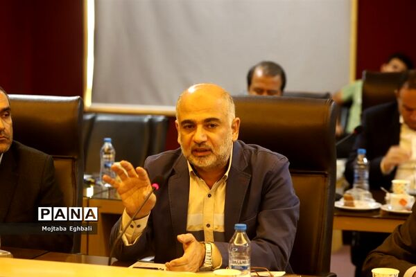 دیدار رئیس شورای شهر اسلامی شهر تهران با مهمانان اجلاس یادواره محمد الدوره
