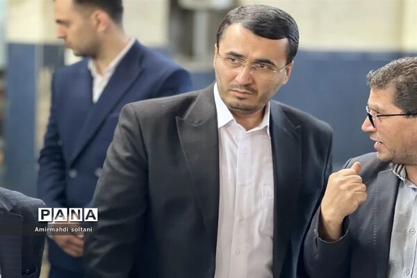 بازدید از کارخانه چرم و نساجی تبریز