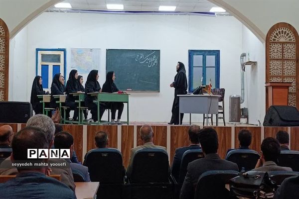 نشست وزیر آموزش و پرورش با فرهنگیان مازندران