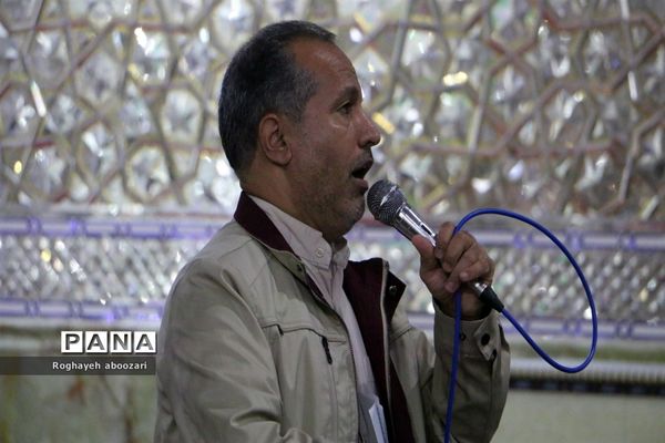 قرائت دعای کمیل در امامزاده بی‌بی سکینه صفادشت