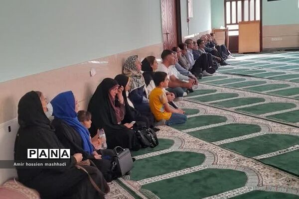 برگزاری جلسه انجمن اولیا و مربیان در دبیرستان ابن‌سینا رودهن
