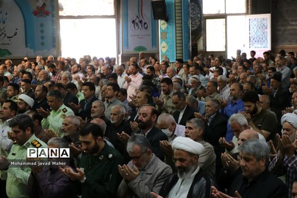 اقامه نماز جمعه در شهرستان قدس