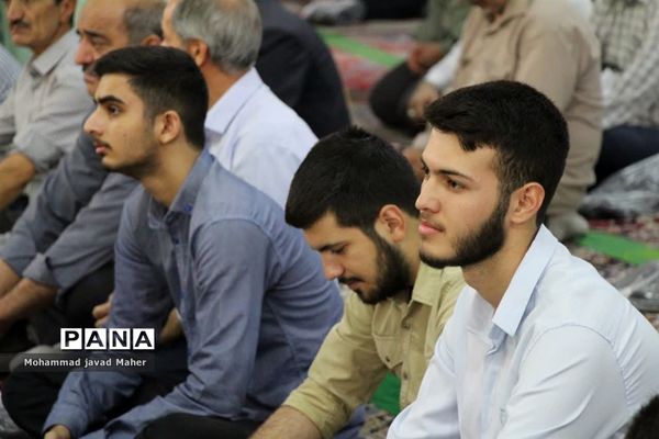 اقامه نماز جمعه در شهرستان قدس