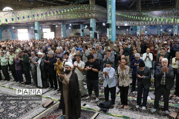 اقامه نماز جمعه در شهرستان قدس
