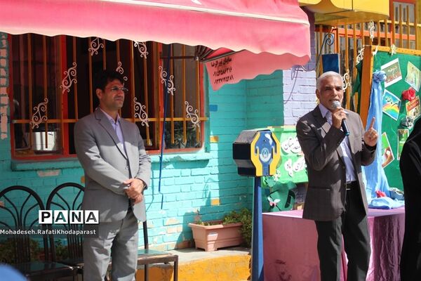 برگزاری جشن عاطفه‌ها در دبستان دوره دوم ۲۲ بهمن