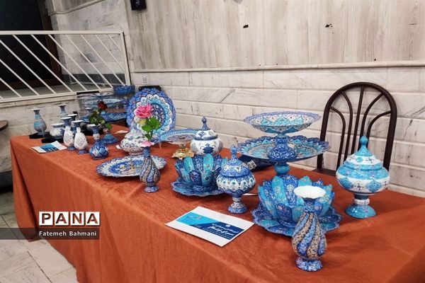 نمایشگاه توانمندی‌های روستایی در شهرستان محلات