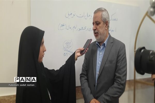آیین افتتاح دبیرستان دخترانه خیرساز فاطمه سادات حسینی در روستای فرخد منطقه تبادکان