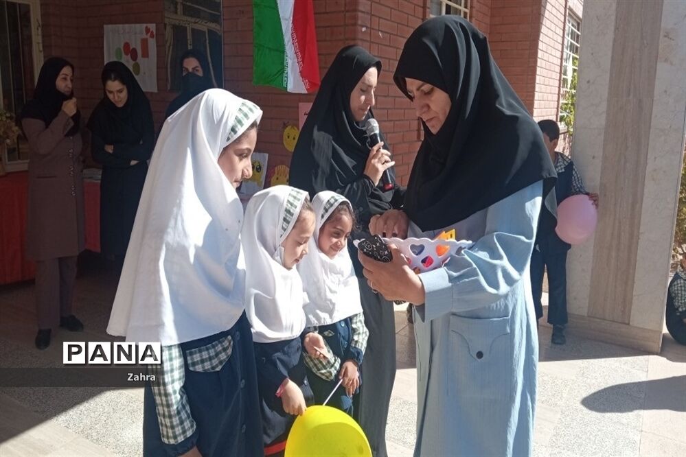جشن روز کودک با رایحه قرآنی در آموزشگاه جاوه حق‌بخش جوادآباد