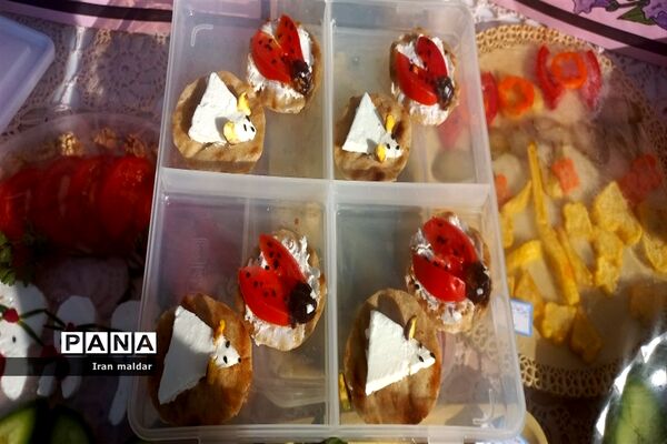 جشنواره صبحانه سالم در دبستان لطیفه