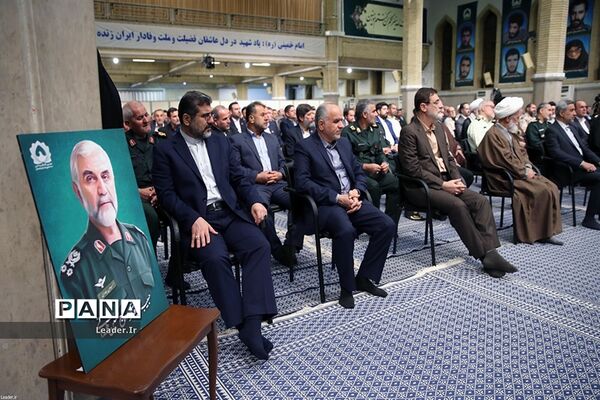 دیدار دست‌اندرکاران کنگره ملی شهدای همدان با مقام معظم رهبری