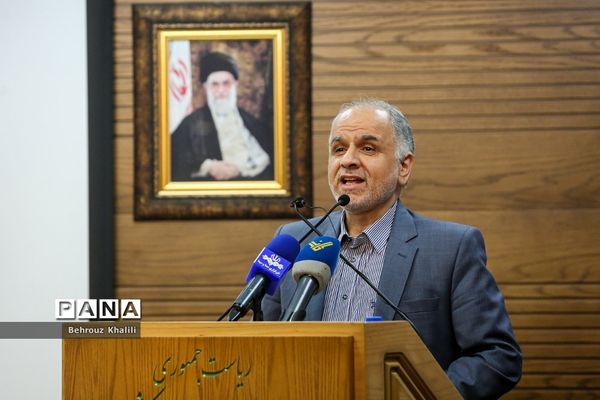 افتتاحیه نمایشگاه «یک تجربه نوآورانه»