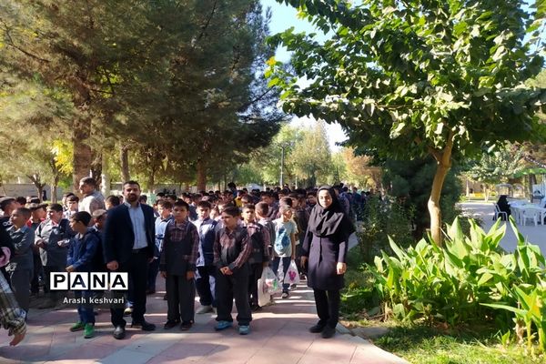 اردوی یک‌روزه دهه‌هشتادیا طرح شهید نیری در ورامین