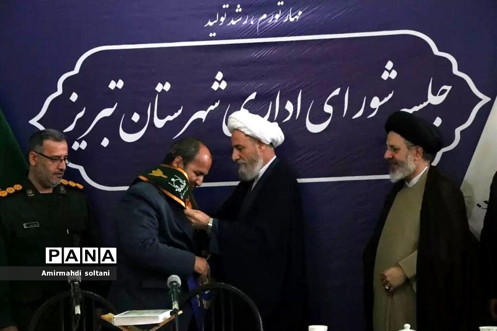 جلسه شورای اداری شهرستان تبریز