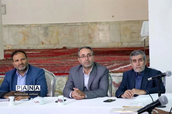 جلسه شورای اداری شهرستان تبریز