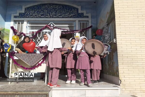 جشن روز جهانی کودک در آموزشگاه حاج یدالله پسران ناحیه یک یزد