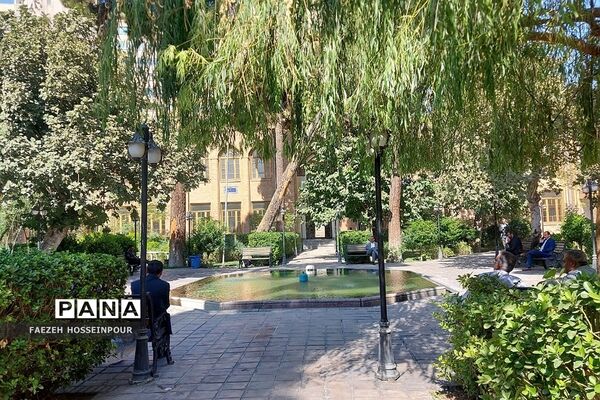 بازدید معاونان پرورشی شهرستان‌های استان تهران از مدرسه دارالفنون