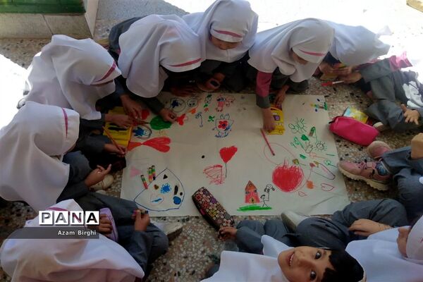روز جهانی کودک در دبستان سمیه ناحیه یک