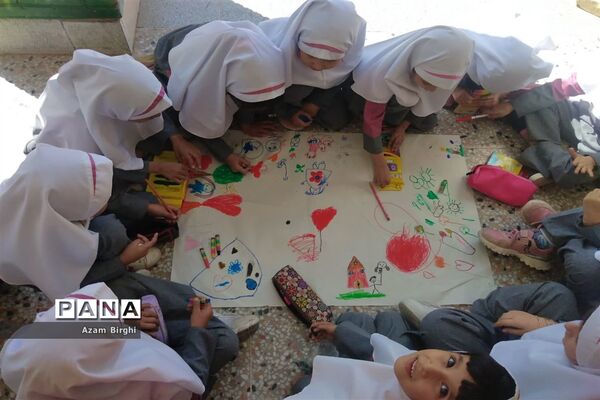 روز جهانی کودک در دبستان سمیه ناحیه یک