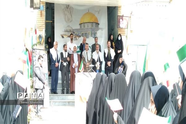 نواخته شدن زنگ همبستگی با دانش‌آموزان فلسطینی در دبیرستان حضرت معصومه(س) قم