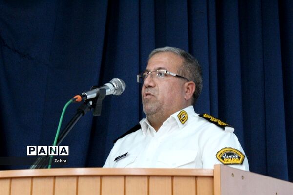 برگزاری همایش استفاده از کلاه ایمنی در هفته نیروی انتظامی شهرستان جوادآباد
