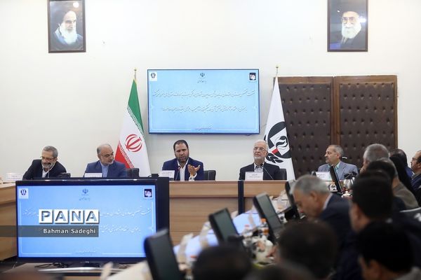 نشست مدیران ستاد  مبارزه با مواد مخدربا حضور وزیر آموزش و پرورش