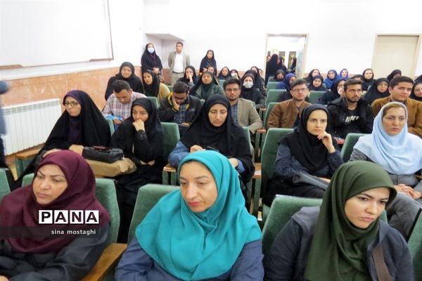 کارگاه فلسفه کودک در کانون ریحانه شهرستان بجنورد