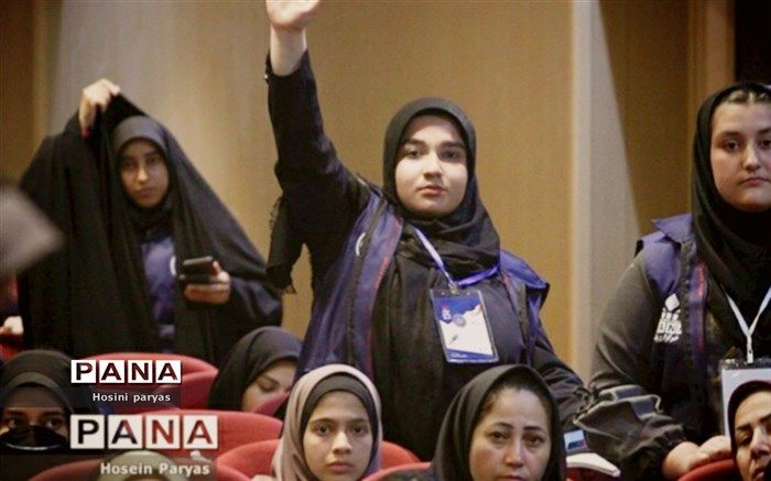 از دل برآمده