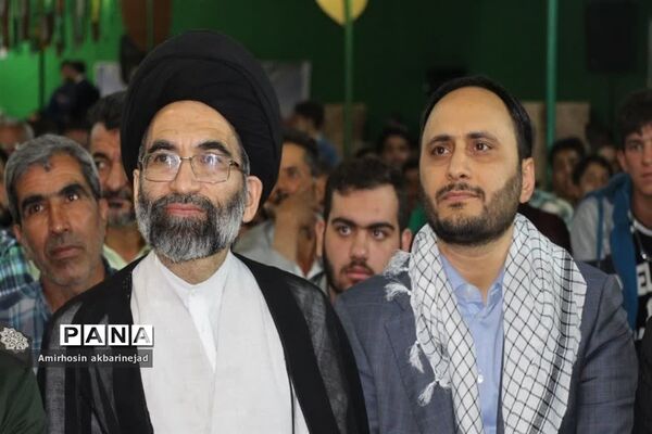 هجدهمین یادواره شهدای گمنام و ۲۰ شهید حسین آباد کویر