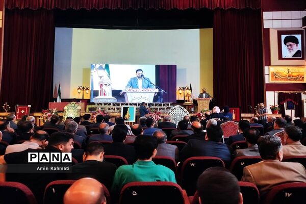 نشست وزیر آموزش و پرورش با فرهنگیان استان فارس