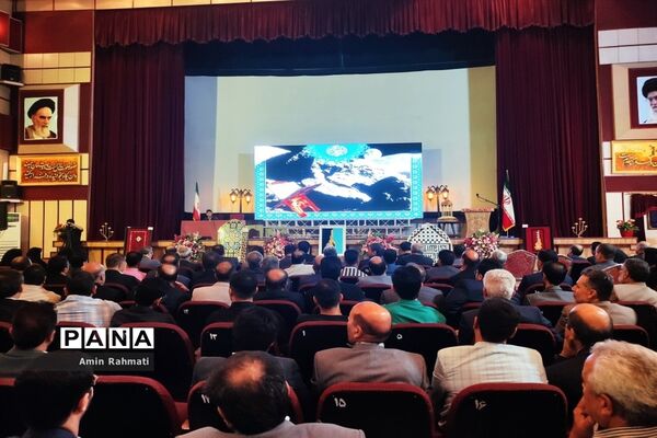 نشست وزیر آموزش و پرورش با فرهنگیان استان فارس