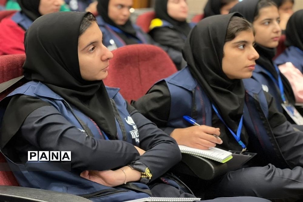 اولین جلسه کلاس‌های آموزشی اردوی ملی خبرنگاران پانا