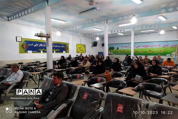 برگزاری اولین جلسه انجمن اولیا و مربیان در دبیرستان تازه تاسیس میثاق