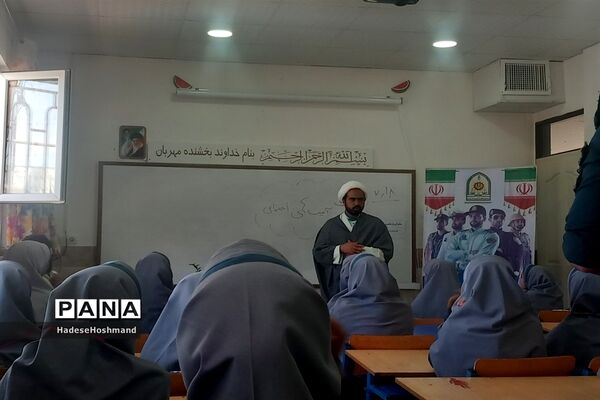 گرامیداشت هفته نیروی انتظامی در خلیل‌آباد