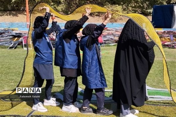 شادی و نشاط در کنار آموزش