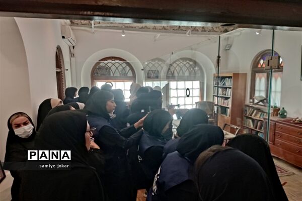 بازدید دانش آموز خبرنگاران استان فارس از موزه  سینما در اولین روز از اردوی ملی آموزش خبرنگاران پانا