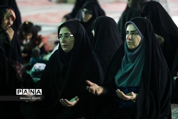 اعزام کاروان زیارتی راهیان ولایت وزارت آموزش و پرورش به استان قم