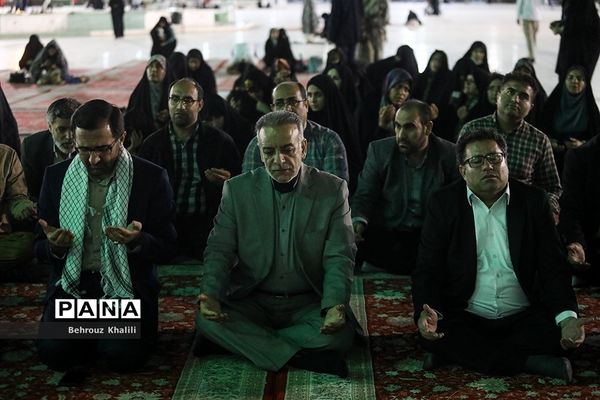 اعزام کاروان زیارتی راهیان ولایت وزارت آموزش و پرورش به استان قم