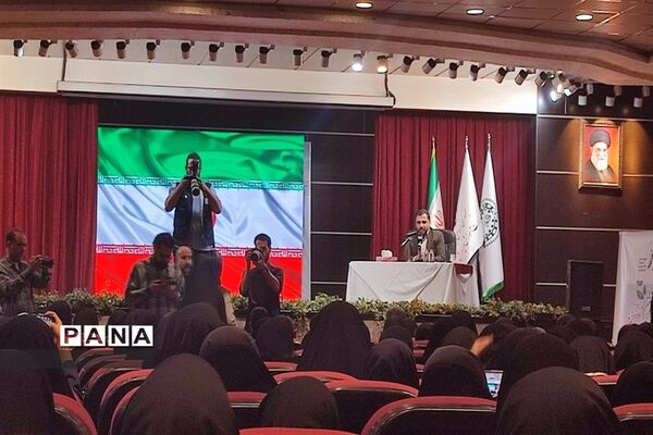 حضور مسئولان وزارتی در اردوی ملی دانش‌آموز خبرنگاران پانا