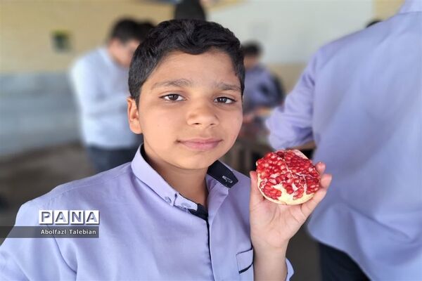سومین دوره جشن صد دانه یاقوت دانش‌آموزان اشکذری