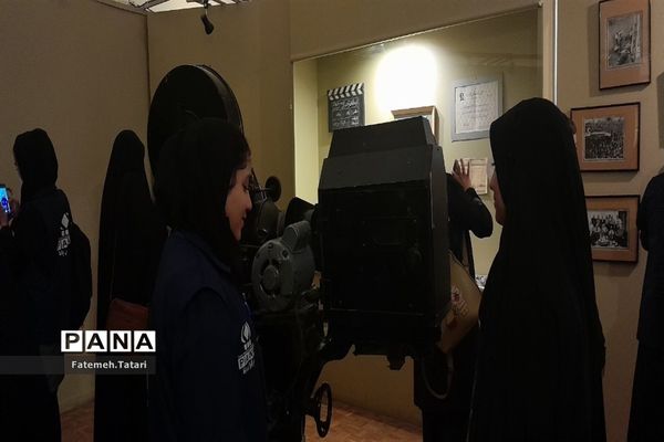 بازدید دانش‌آموزان استان خراسان شمالی از موزه سینما