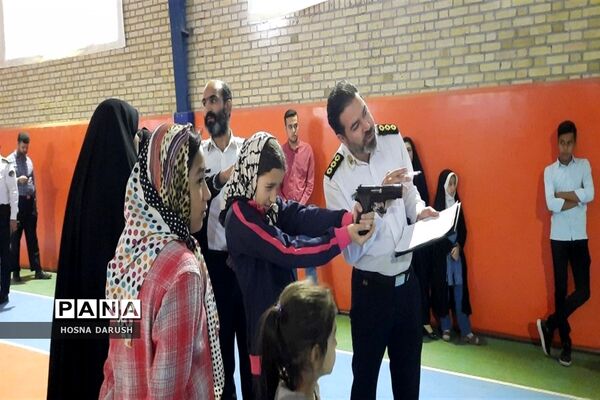 برگزاری مسابقات ورزشی و رالی در هفته انتظامی