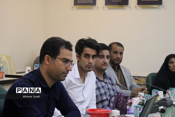 جلسه هم‌اندیشی نخبگان علمی و ورزشی و تقدیر از موکب‌داران شهرستان بوشهر