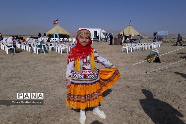 گرامیداشت هفته ملی کودک در مدارس عشایری سیار شهرستان شیروان