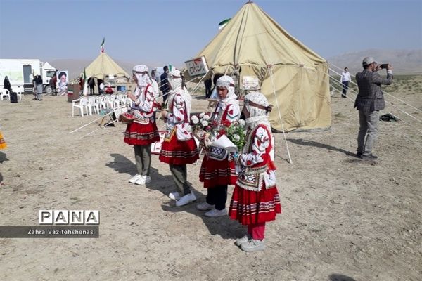 گرامیداشت هفته ملی کودک در مدارس عشایری سیار شهرستان شیروان