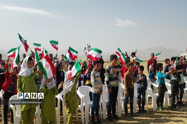 گرامیداشت هفته ملی کودک در مدارس عشایری سیار شهرستان شیروان