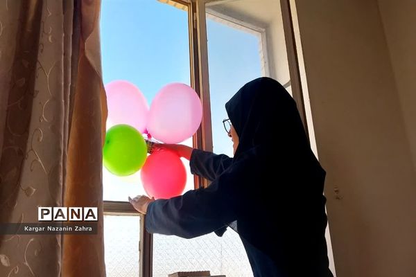 مسابقه نجات تخم مرغ در مدرسه خادم‌زاده